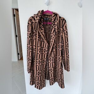 Frank Lyman Design Tan and Black Geometric Cardigan